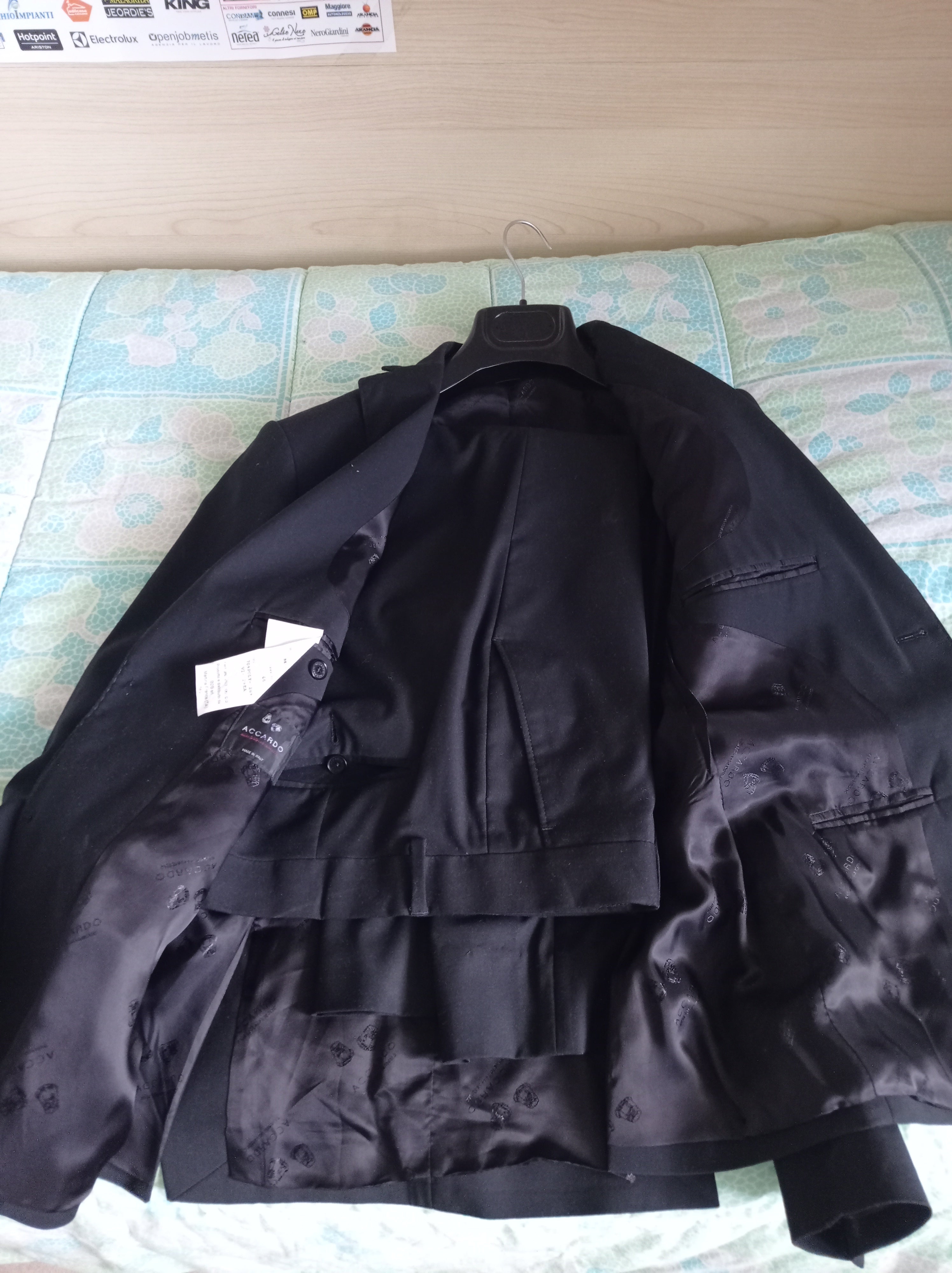 Abito elegante nero